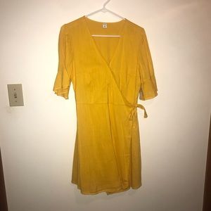 Old navy wrap dress
